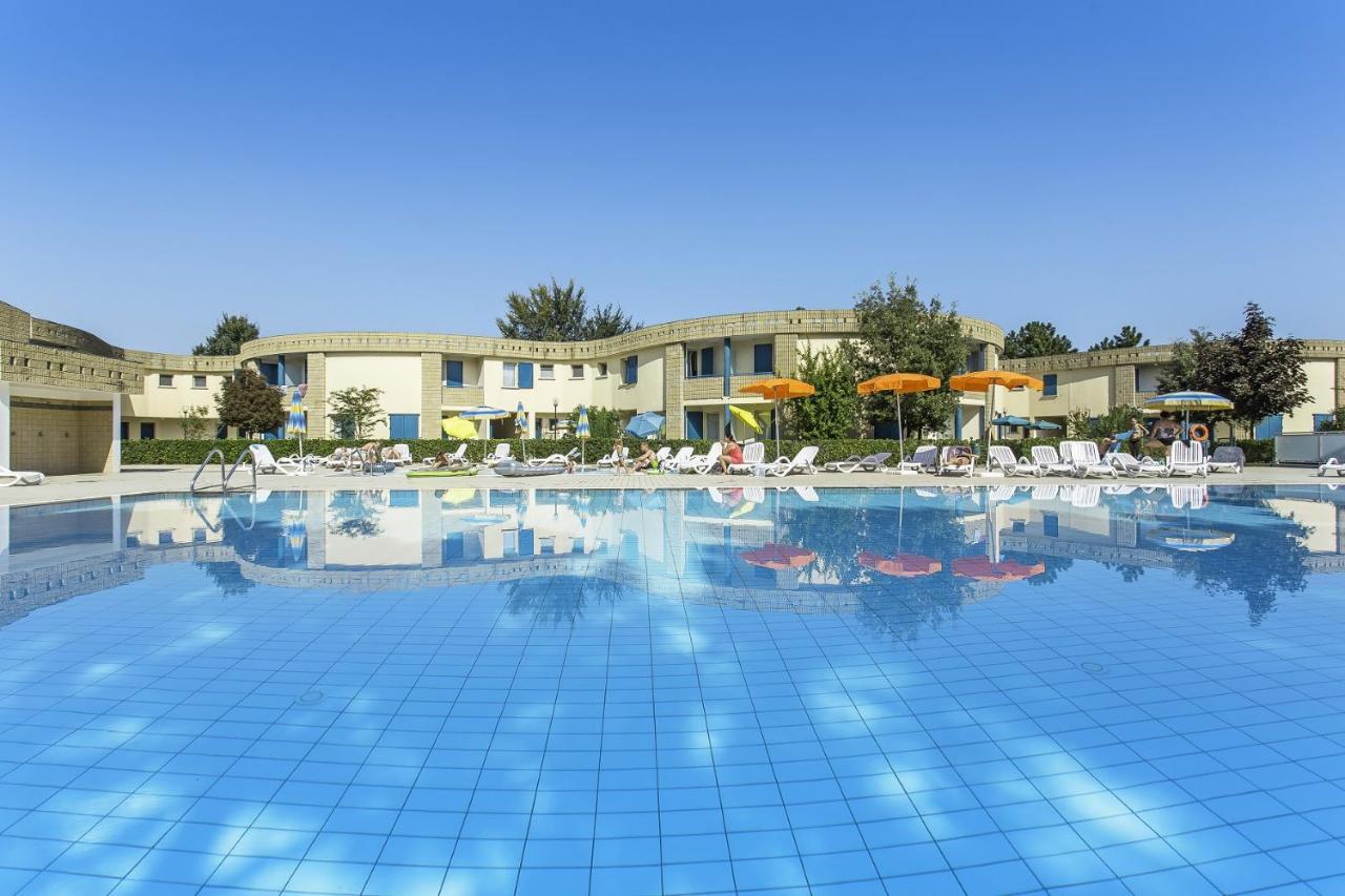 Girasoli Bibione Exteriör bild