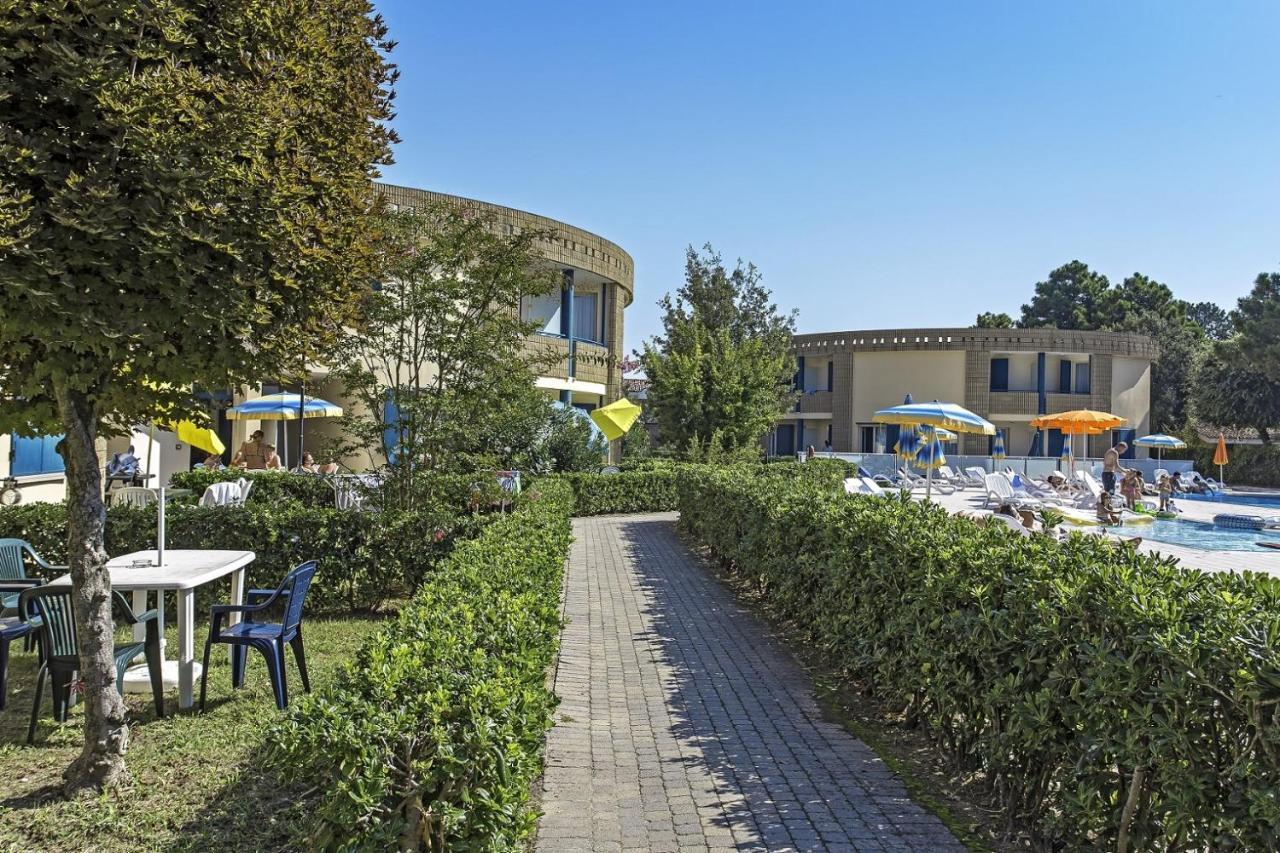 Girasoli Bibione Exteriör bild