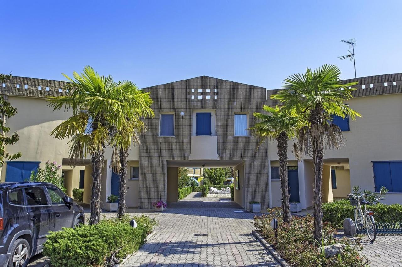 Girasoli Bibione Exteriör bild