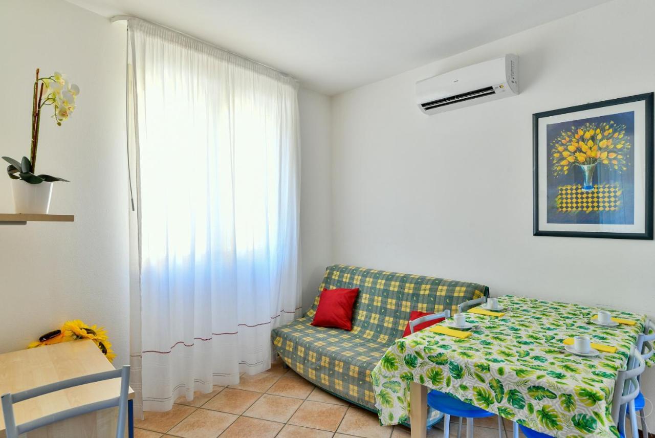 Girasoli Bibione Exteriör bild